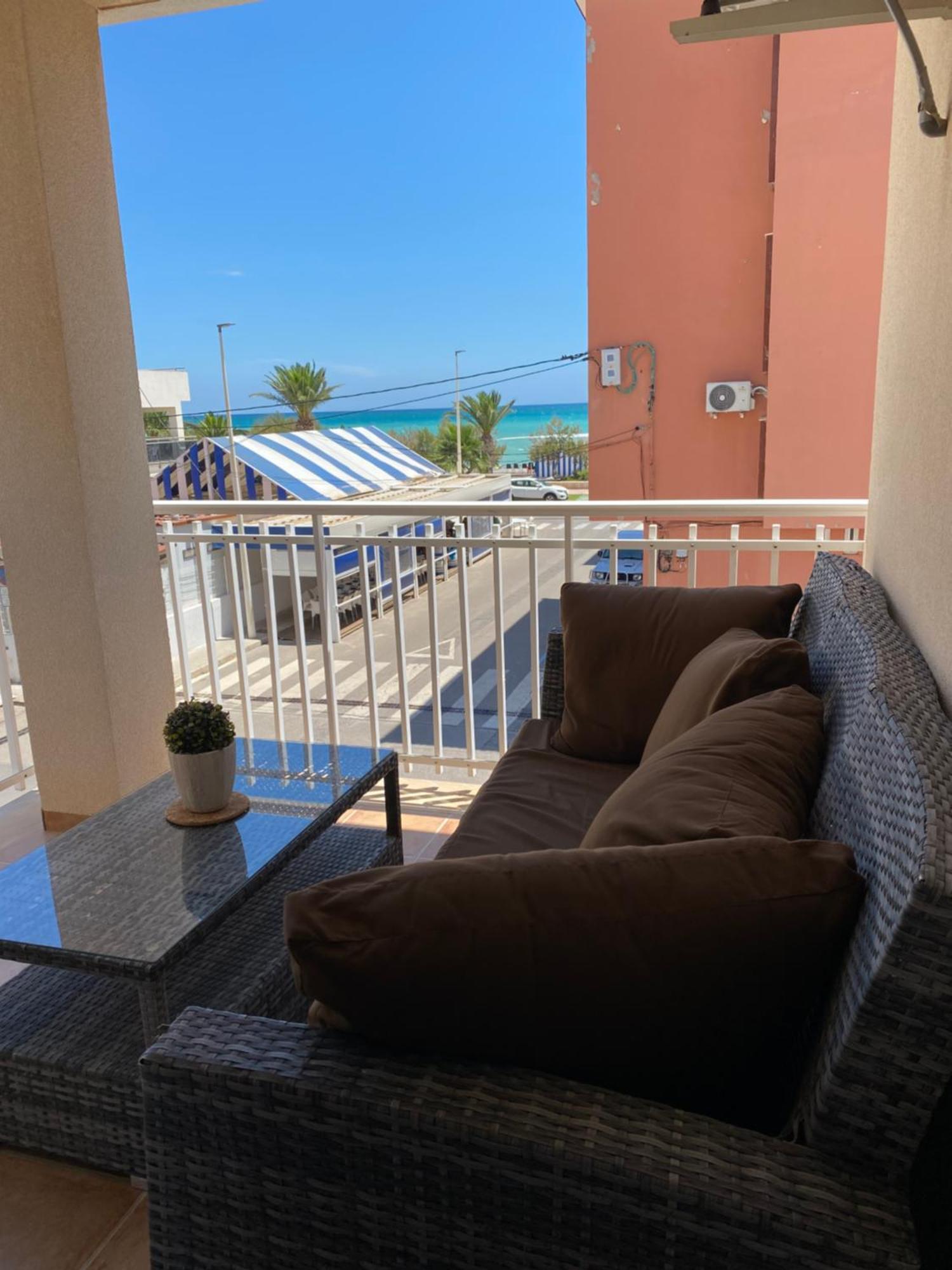 MoncófarMagnifico Piso Con Vistas Al Mar En Moncofaアパートメント エクステリア 写真